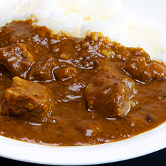 飛騨牛カレー　パストール　カレーセットP-31：コクのある旨味は絶品